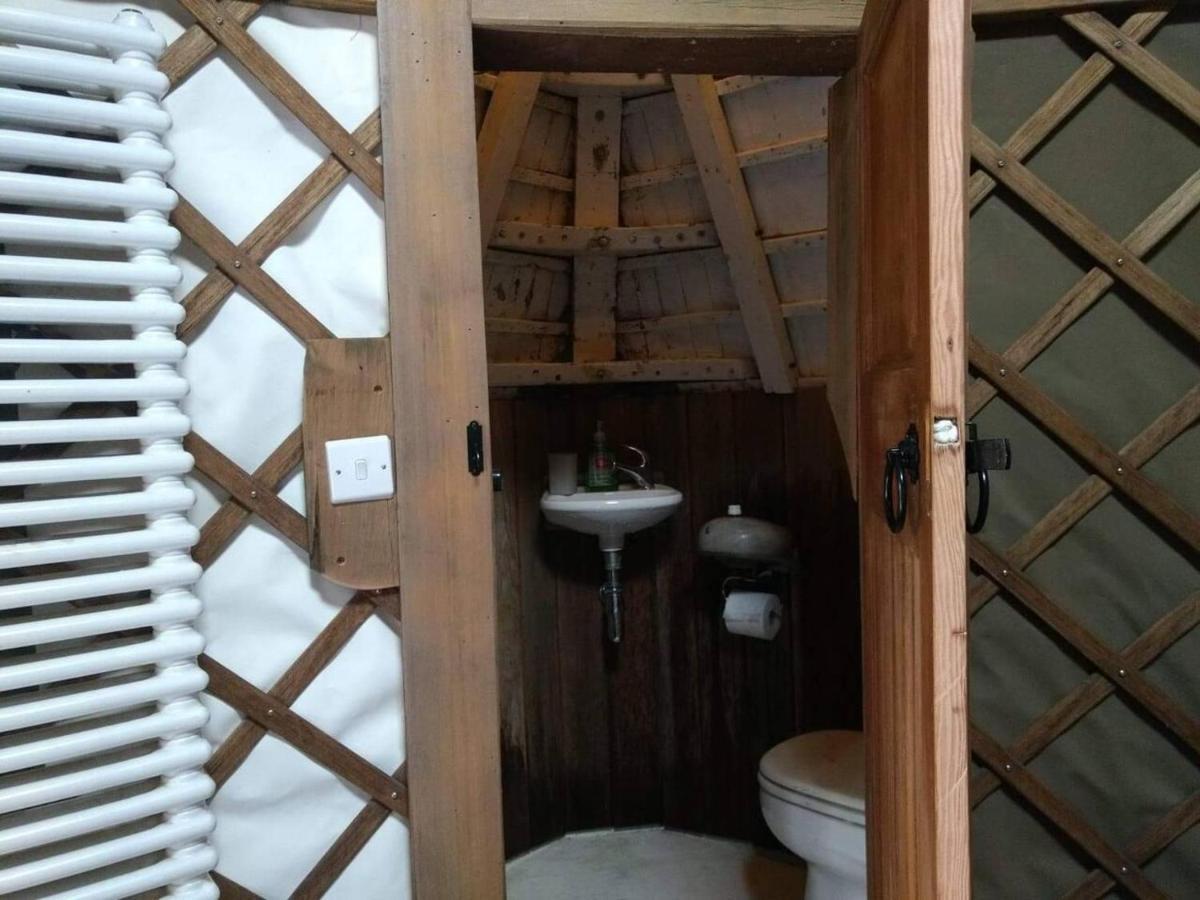 Bembridge Harbour Yurt - Log Burner - Wifi Villa Exterior photo